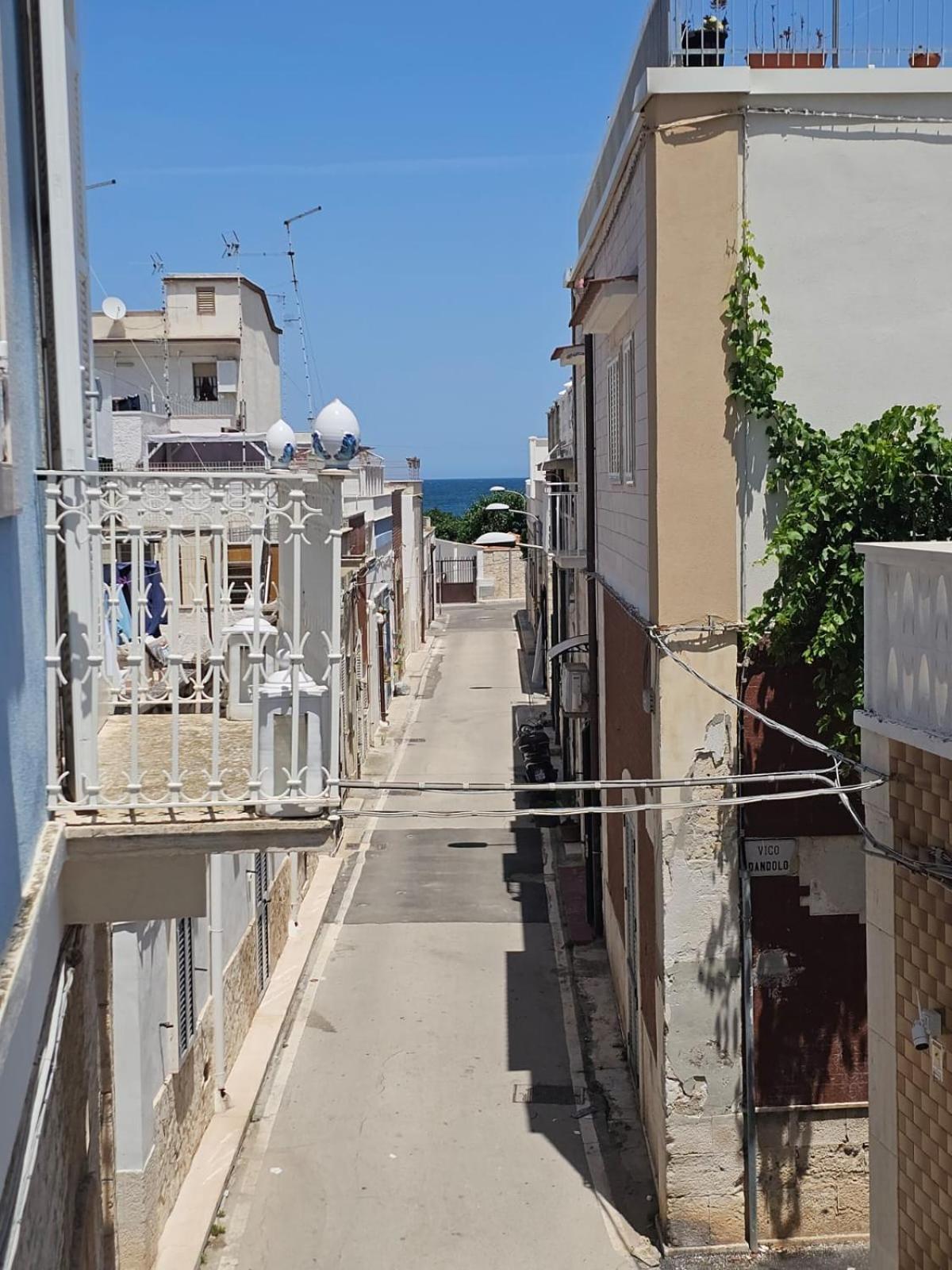 Fronte Porto Apartment Bari