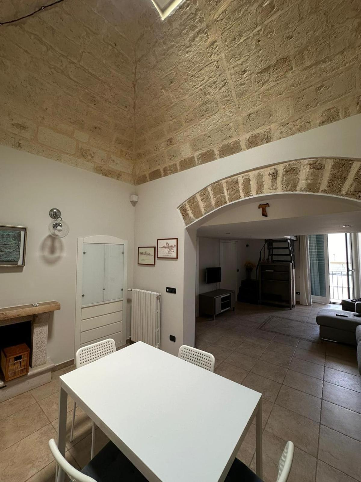 Fronte Porto Apartment